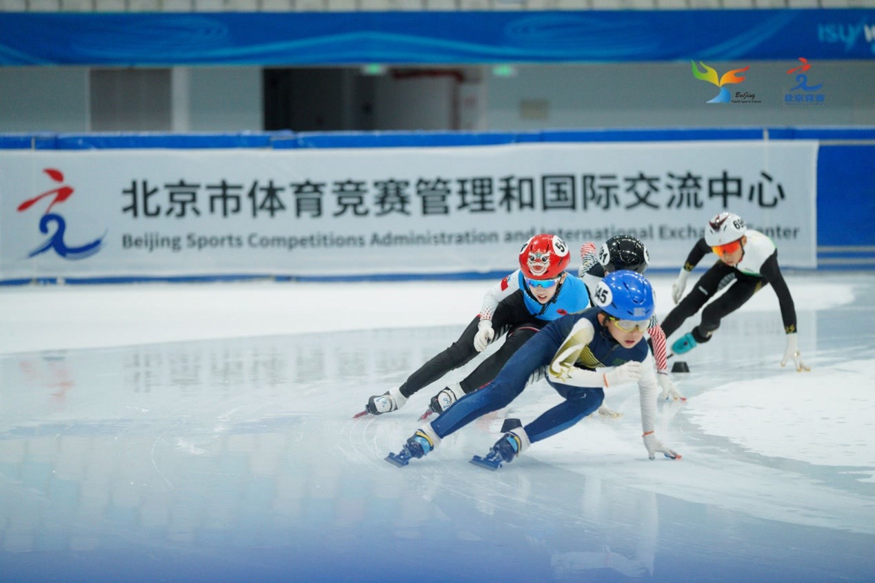 米接力, 吴小萌也充