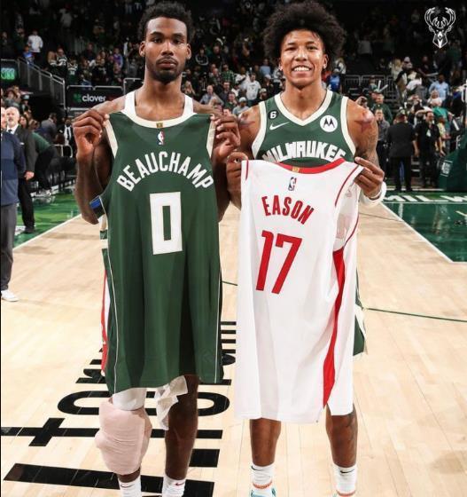 岁的前锋, 出问题, 伊森现在正