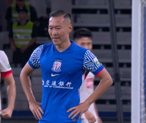 帅斯卢茨基, 队长周定洋, 痛失胜利