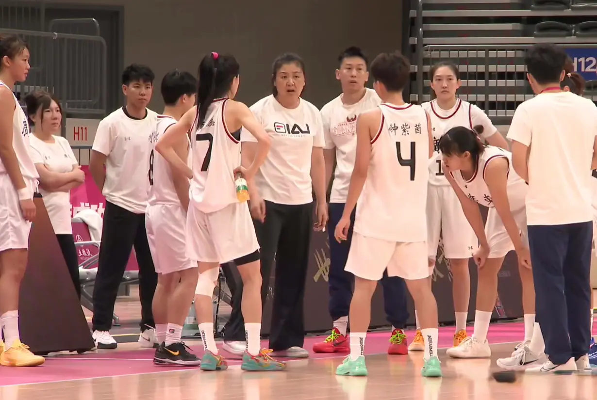 是派上吴爽, 广东队