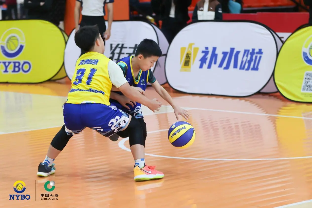 少年篮球公, 来时代, 建设与体育